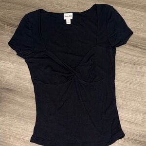 Sun-deh Classic Black Top